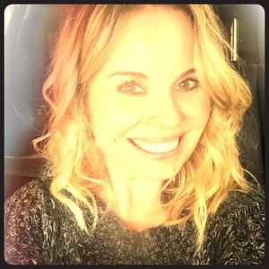 Meet your Posher, Connie